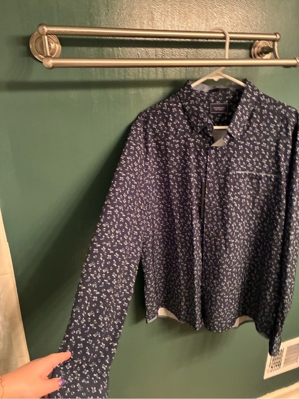 NWT 7 Diamonds Navy Blue Floral Button-Down Shirt